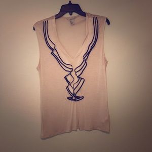 Women’s Sleeveless Blouse